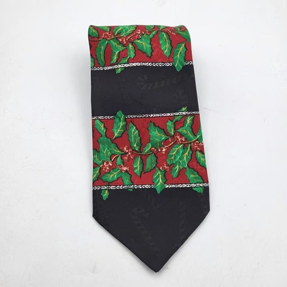 Hallmark Christmas Holiday Mens Neck Tie Black Red Holly Berries 40" Polyester